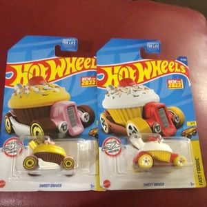 Hot wheels - Sweet drivers - 2 pieces - pink & Red